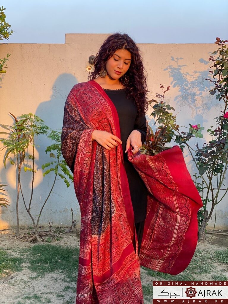 Maroon Printed Silk Blend Dupatta