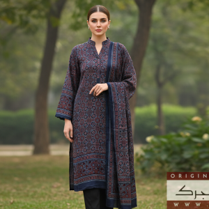 Mirroring the calm beauty of twilight over Sindh’s desert plains